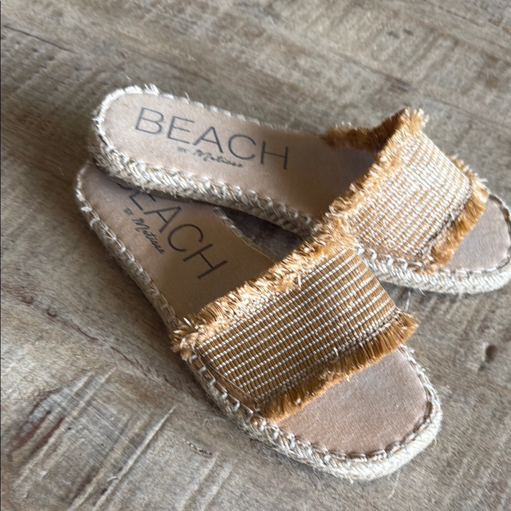 Beach by Matisse Tan Slide Sandals